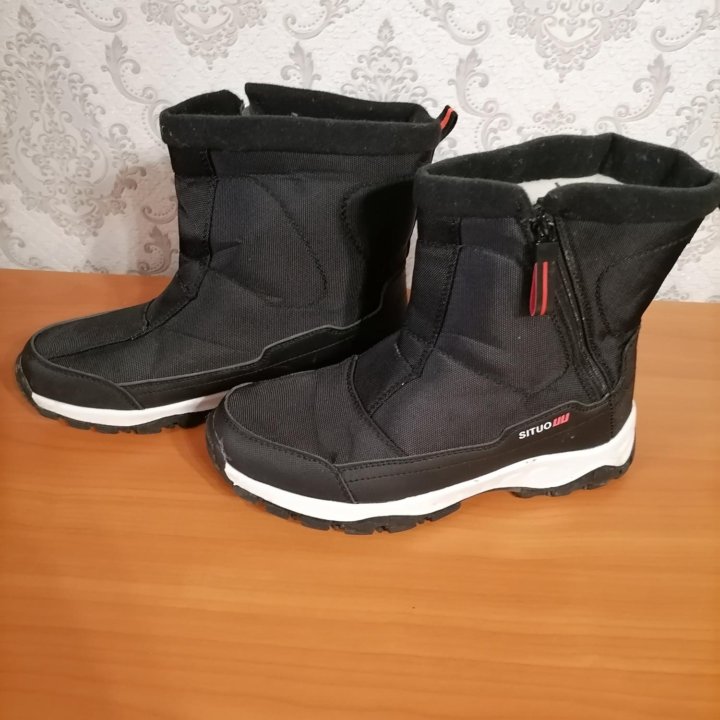 Дутики чёрные