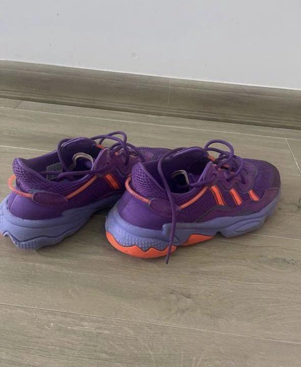 Кроссовки Adidas