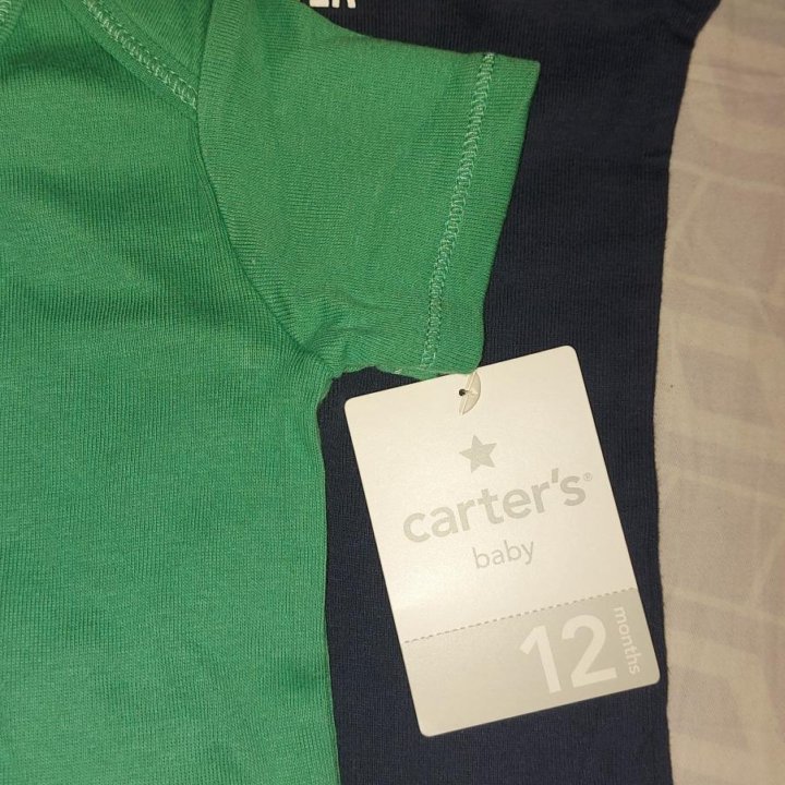 Комплект carters новый 12 мес