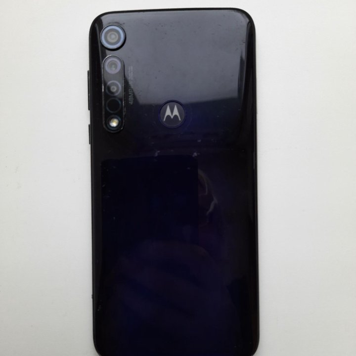 Смартфон Motorola G8 64Gb