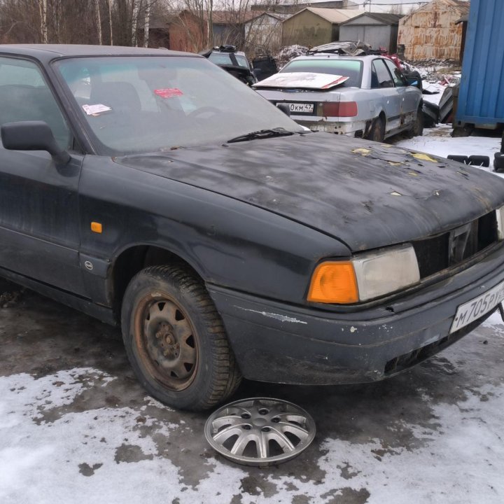 В разборе Audi 80 B3 1.8 SF МКПП AXC