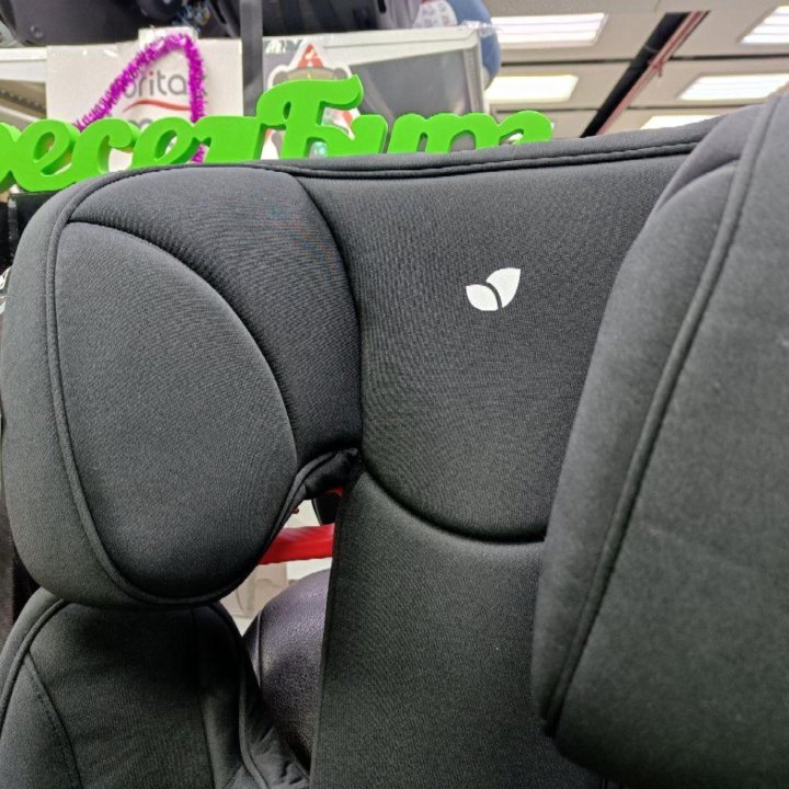 Детское автокресло Joie Traver isofix