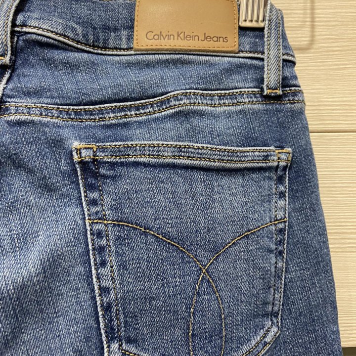 Джинсы Calvin Klein Jeans