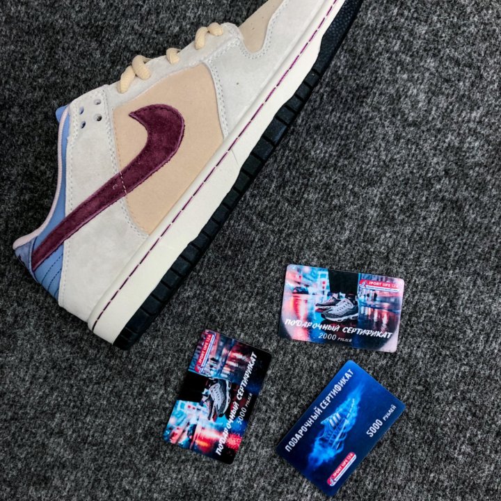 Кроссовки Nike Dunk