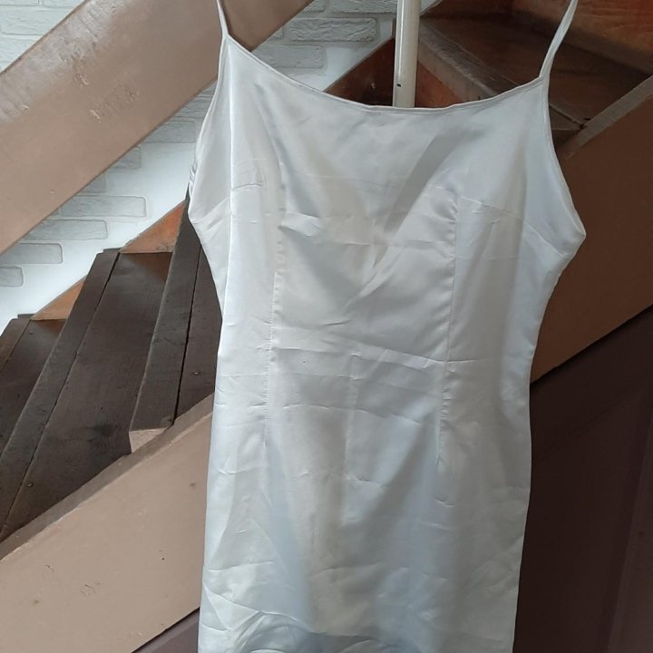 Платье коктейльное