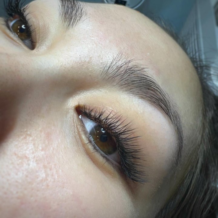 Наращивание ресниц
