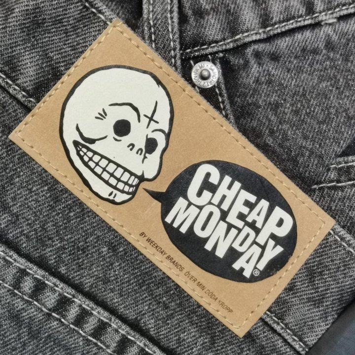 Джинсы Cheap Monday серые