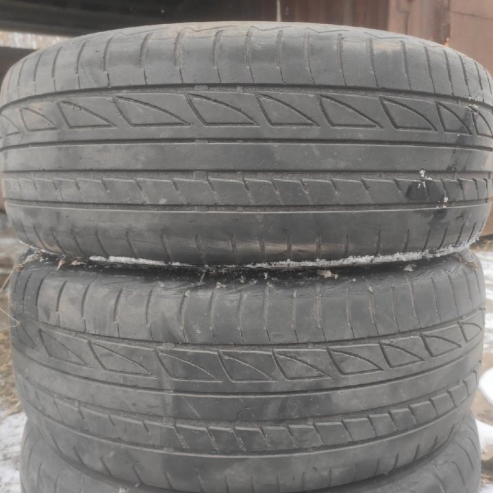 Пара Bridgestone Playz PZ1, 205/55/16