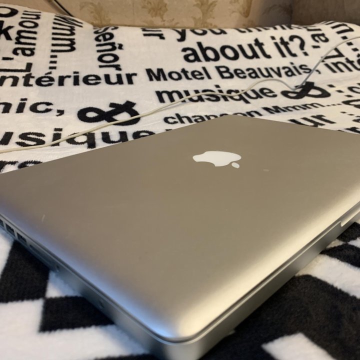 Mac book 13 pro 2011