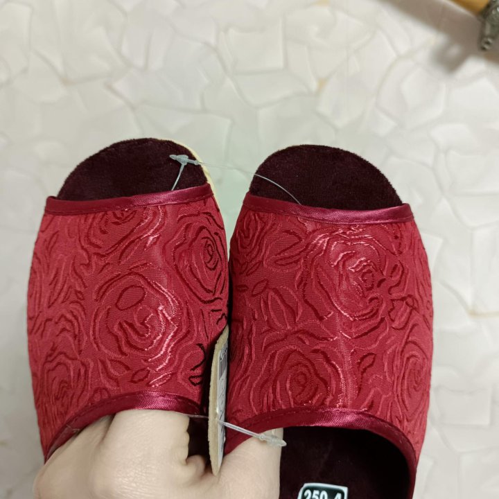 Тапочки р.39