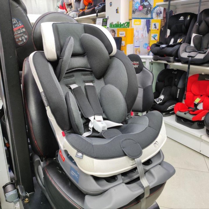 Автокресло AILEBEBE CARMATE SWING MOON PREMIUM