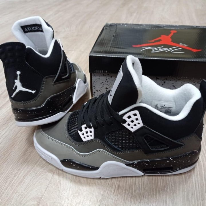 Nike Air jordan 4 retro