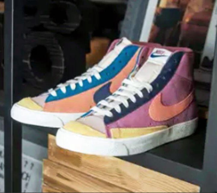 Кроссовки Nike Blazer Mid 77