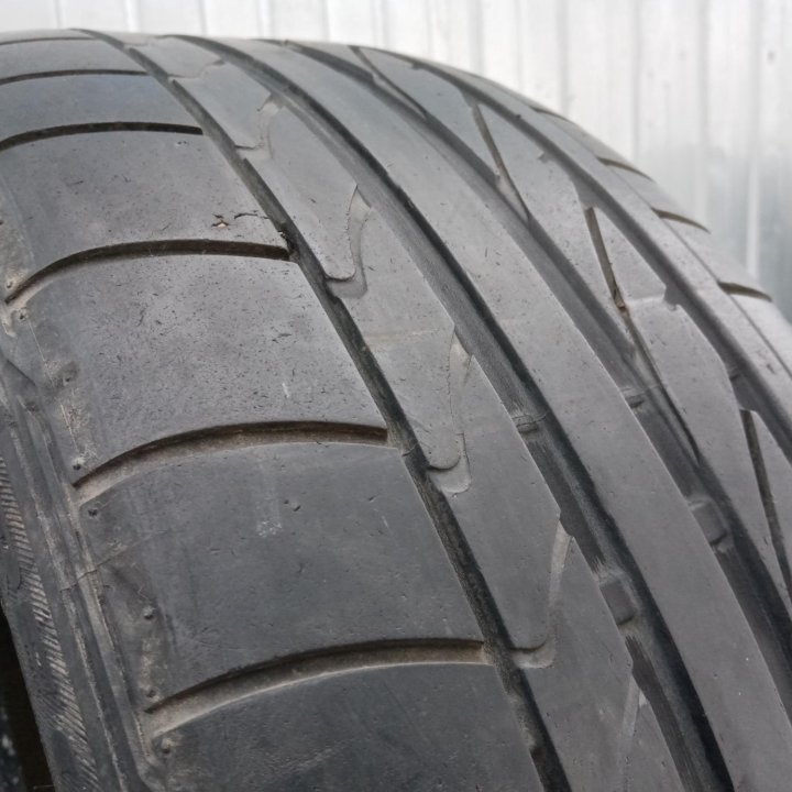 Шина 225/50 R17, 1шт