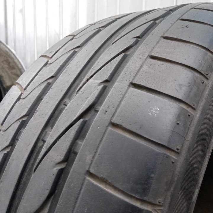 Шина 225/50 R17, 1шт