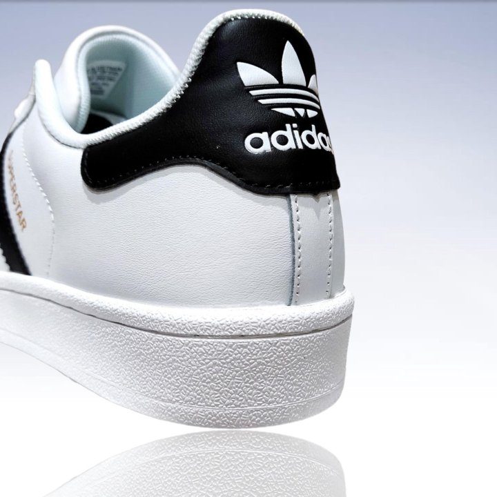 Кроссовки Adidas superstar. Демисезонные. Кожа