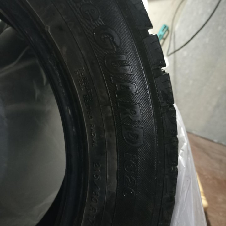 Шина зимняя Yokohama Ice Guard IG 20. 215/60 R17