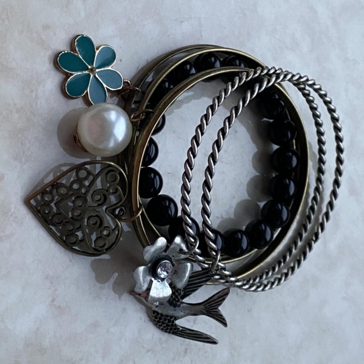 Браслеты Stradivarius