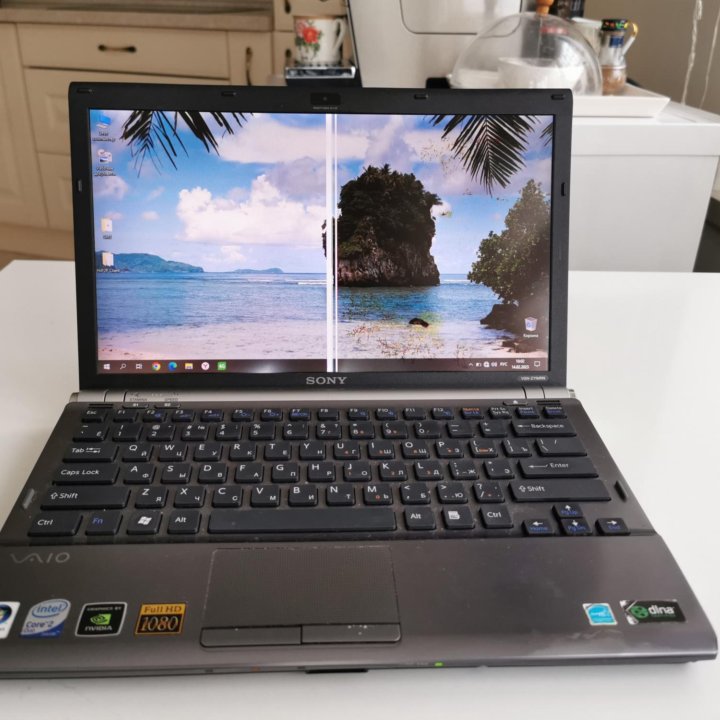 Ноутбук Sony Vaio VGN-z11VRN