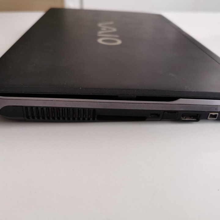 Ноутбук Sony Vaio VGN-z11VRN