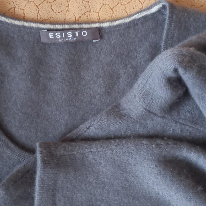 Пуловер кашемир ESISTO
