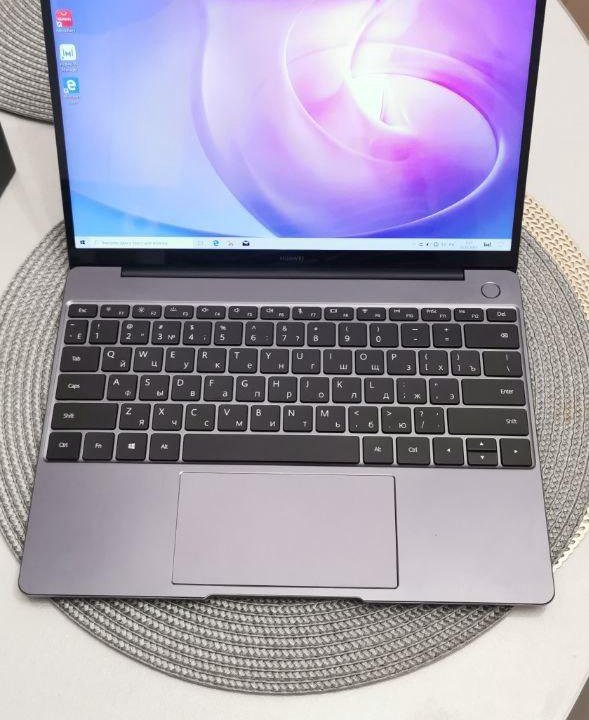 Ноутбук Huawei