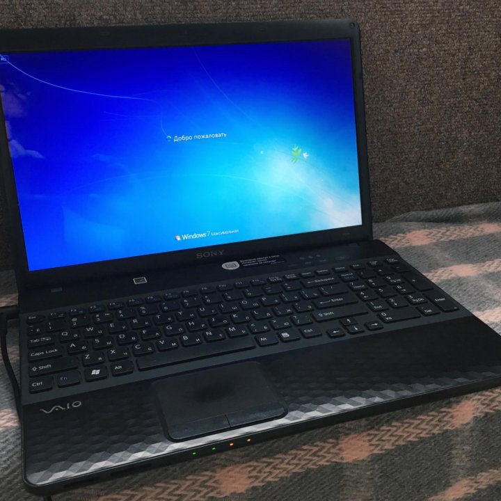 Ноутбук Sony vaio core i3-2350M CPU 2.30 GHz