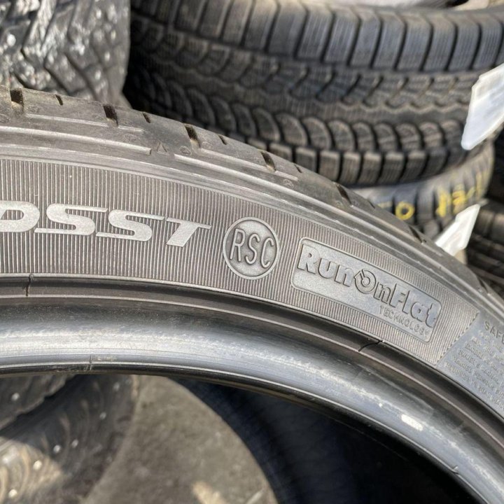 Dunlop SP Sport Maxx GT 325/30 R21 и 285/35 R21 108Y