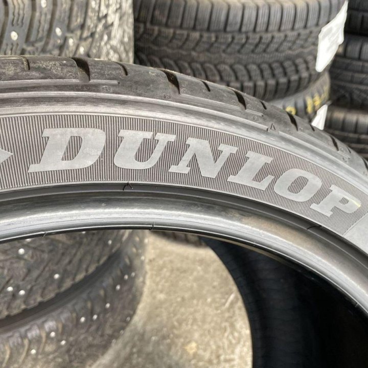 Dunlop SP Sport Maxx GT 325/30 R21 и 285/35 R21 108Y