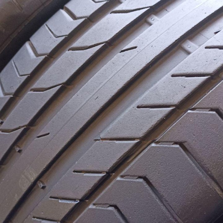 Continental ContiSportContact 235/55 R18