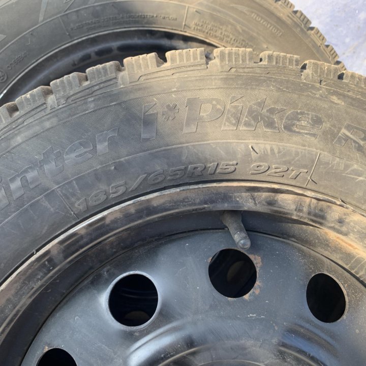 Резина hankook 185/65/15 + диски