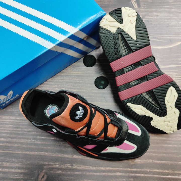 Кроссовки Adidas Niteball