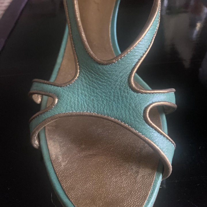 Босоножки Эскада