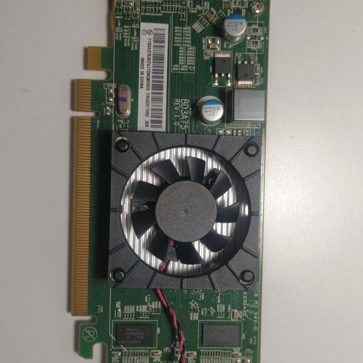 Radeon HD 7450 (аналог GeForce 9600 GT)