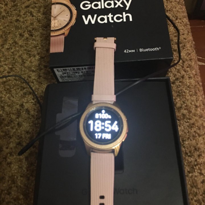 Samsung galaxy watch 42 mm rose gold