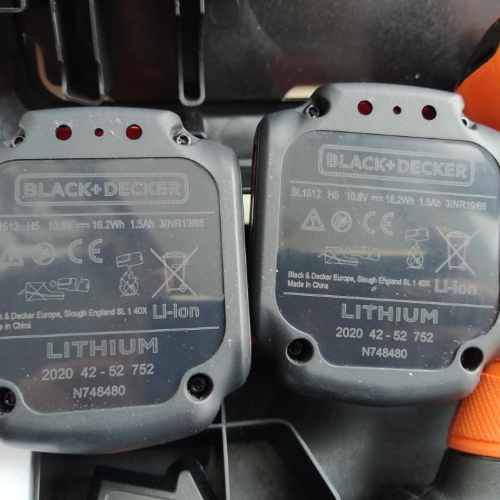 Шуруповёрт - дрель BLACK+DECKER BCD7122CK. Новая