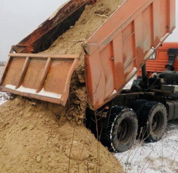 Песок с доставкой от 1 куба