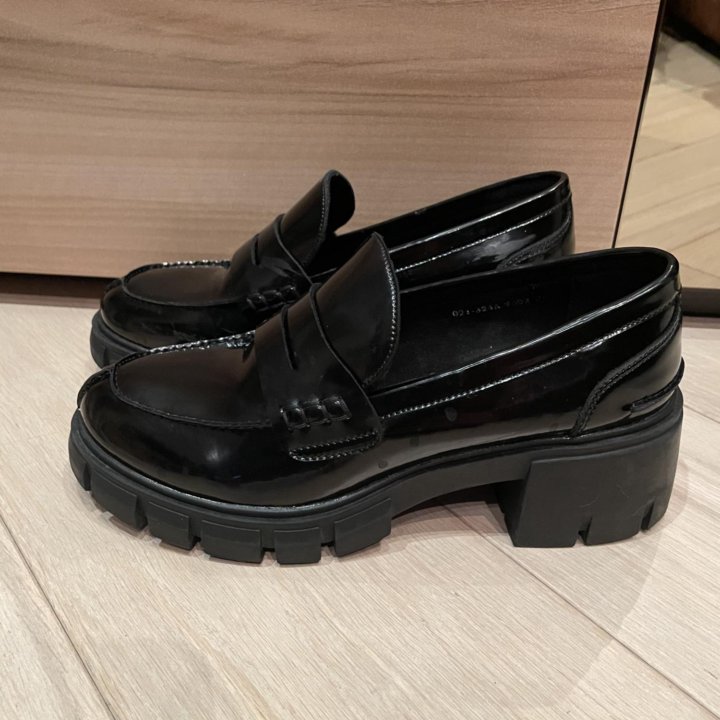 Лоферы кожа