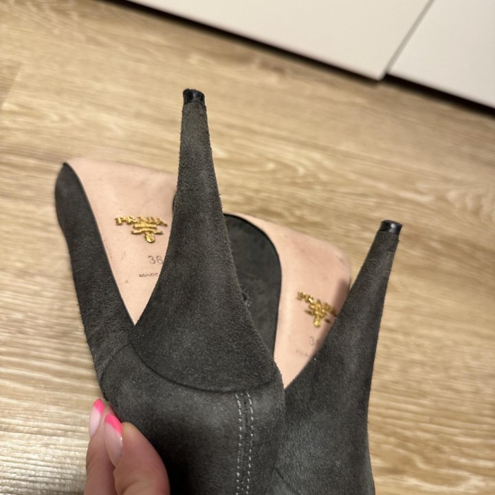 Ботфорты Prada