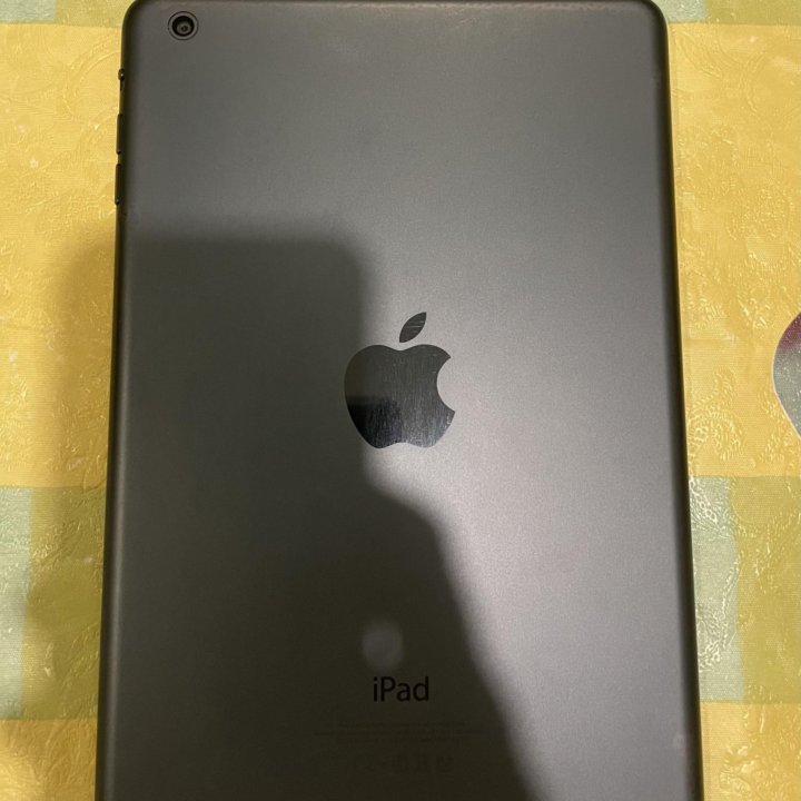 Apple iPad mini 16 GB Wi-Fi