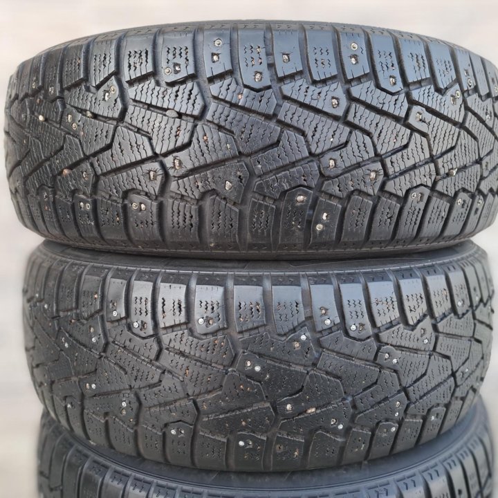 185/60/15, Pirelli Ice Zero, 4 шт