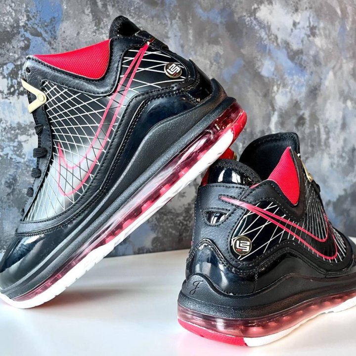 Кроссовки Nike LeBron 7 Black Varsity Red (44)