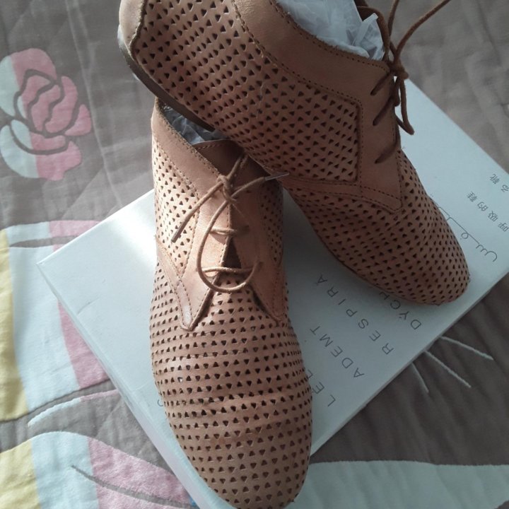 Босоножки, ботинки