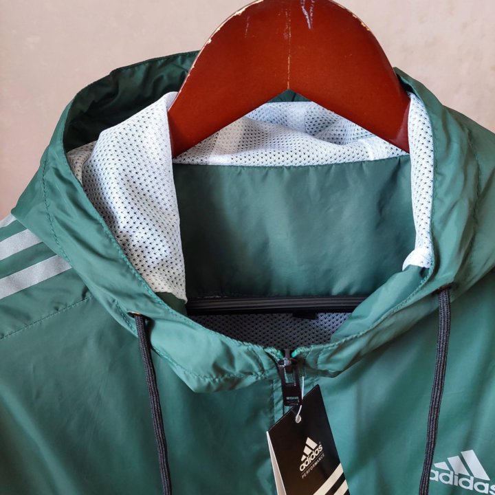 Ветровка мужская Adidas