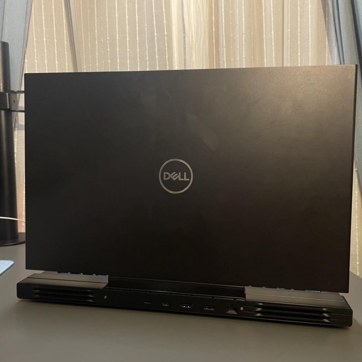 Ноутбук Dell G7 7700