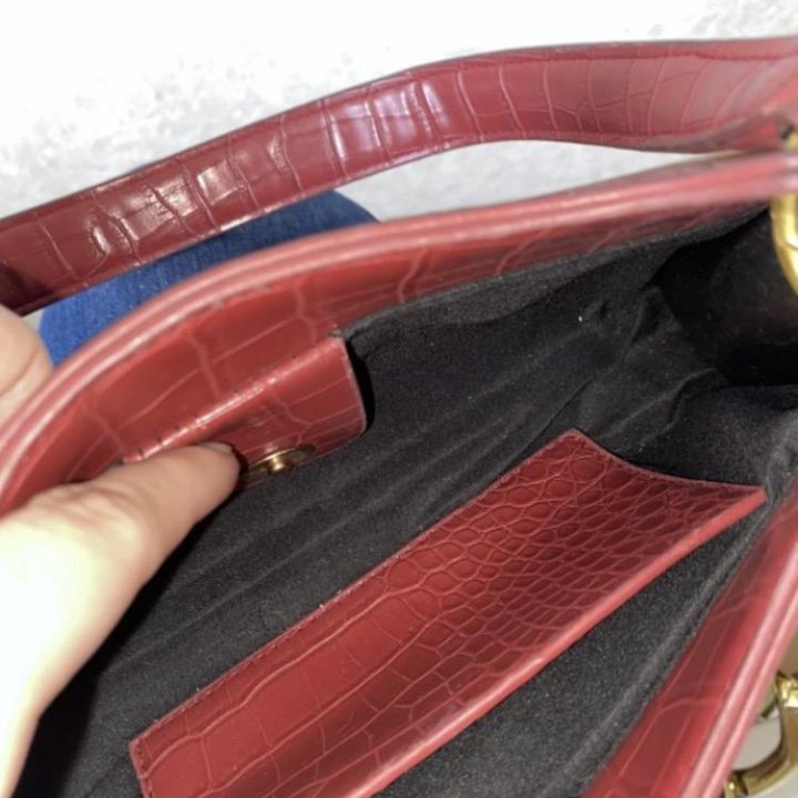 Красная сумка бу