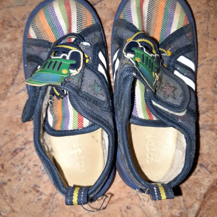 Детская обувь