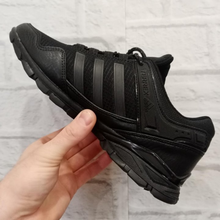 Кроссовки Adidas Terrex