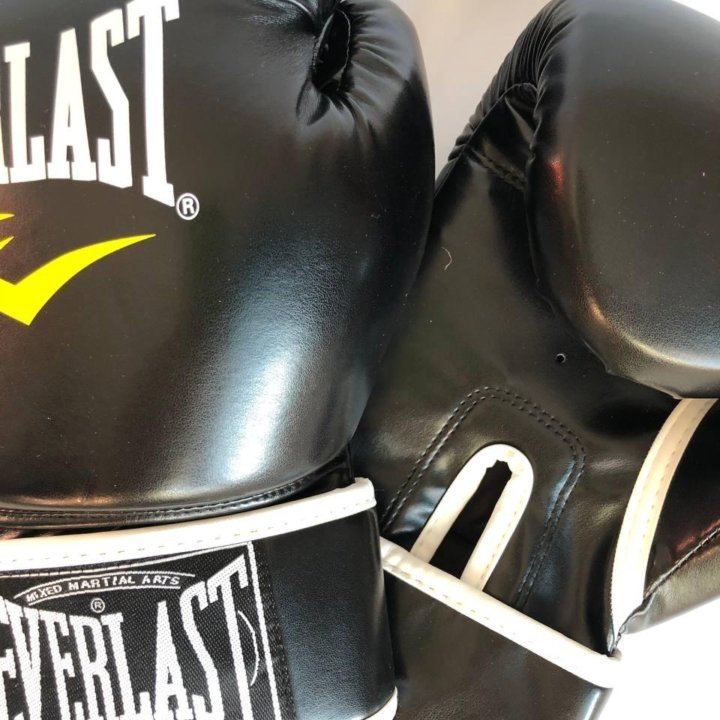 Перчатки боксерские Everlast