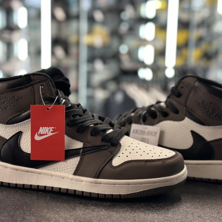 Кроссовки Nike Air Jordan 1